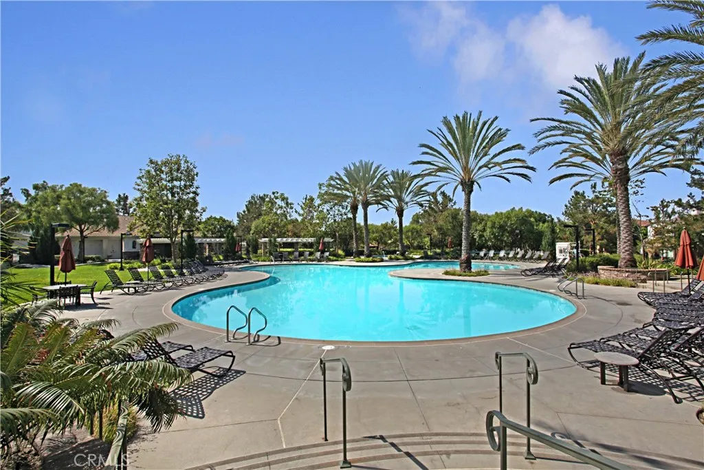 81 Zinnia Street, Ladera Ranch, California 92694 home-pic-40