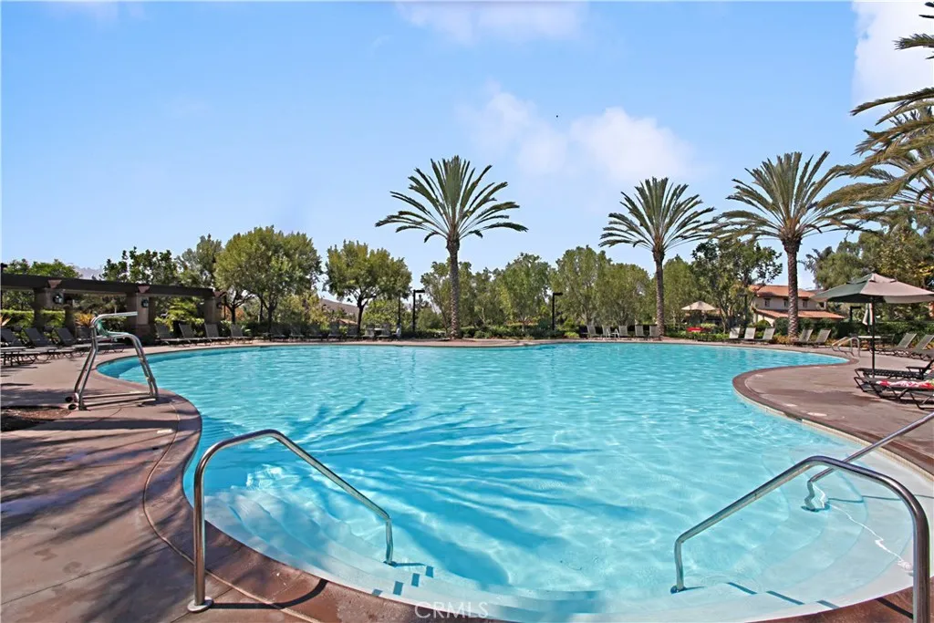 81 Zinnia Street, Ladera Ranch, California 92694 home-pic-42