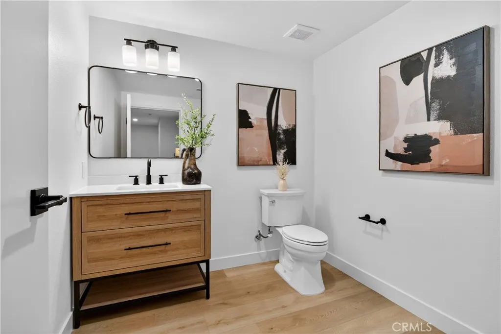 81 Zinnia Street, Ladera Ranch, California 92694 home-pic-39