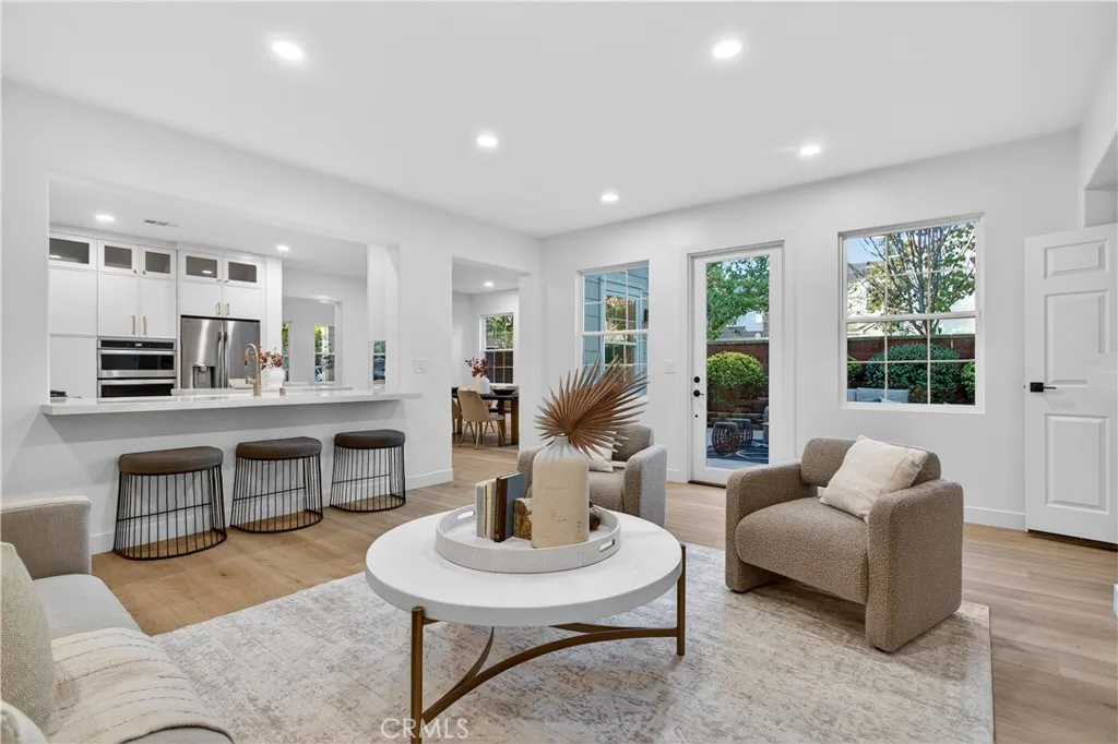 81 Zinnia Street, Ladera Ranch, California 92694 home-pic-12