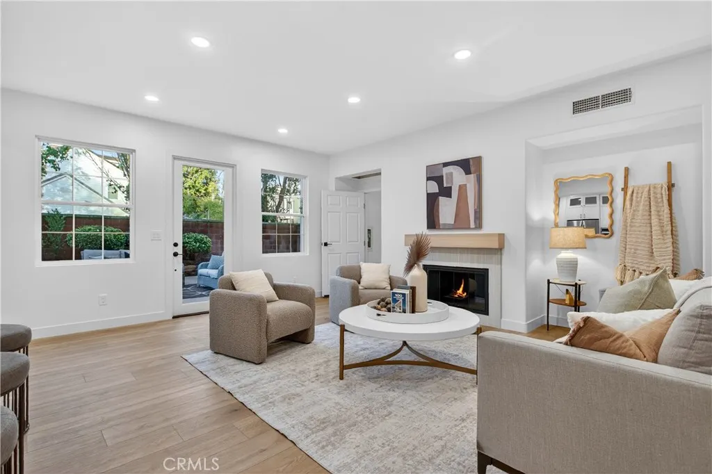 81 Zinnia Street, Ladera Ranch, California 92694 home-pic-14