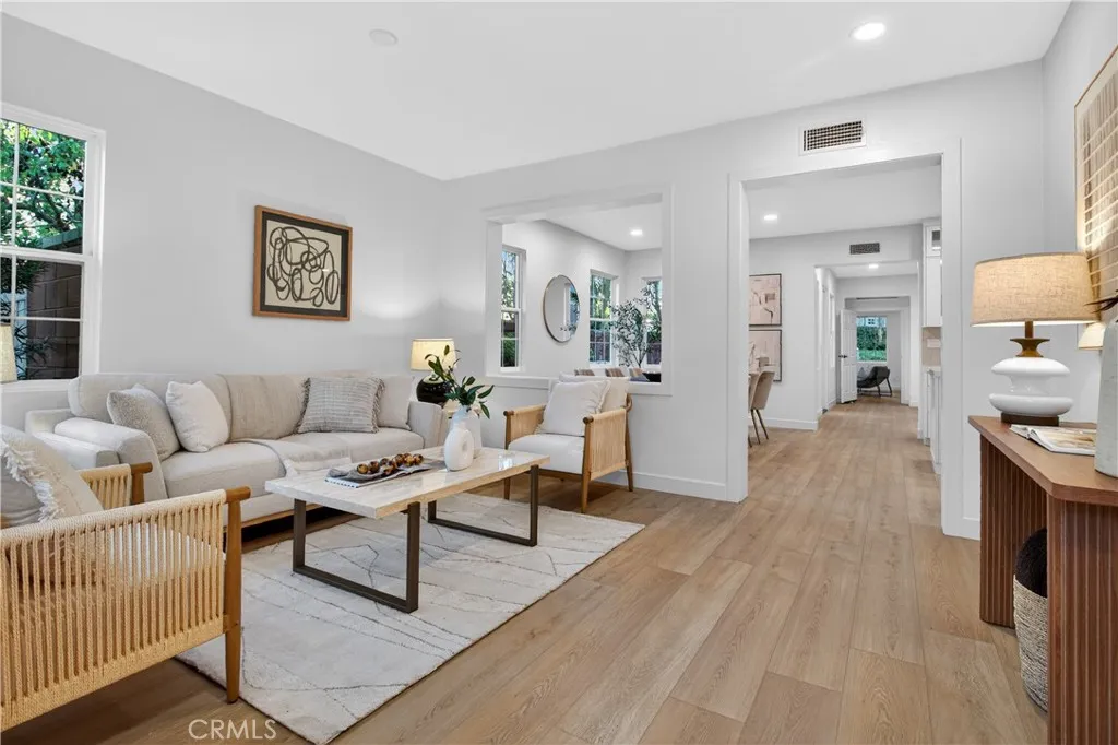 81 Zinnia Street, Ladera Ranch, California 92694 home-pic-4