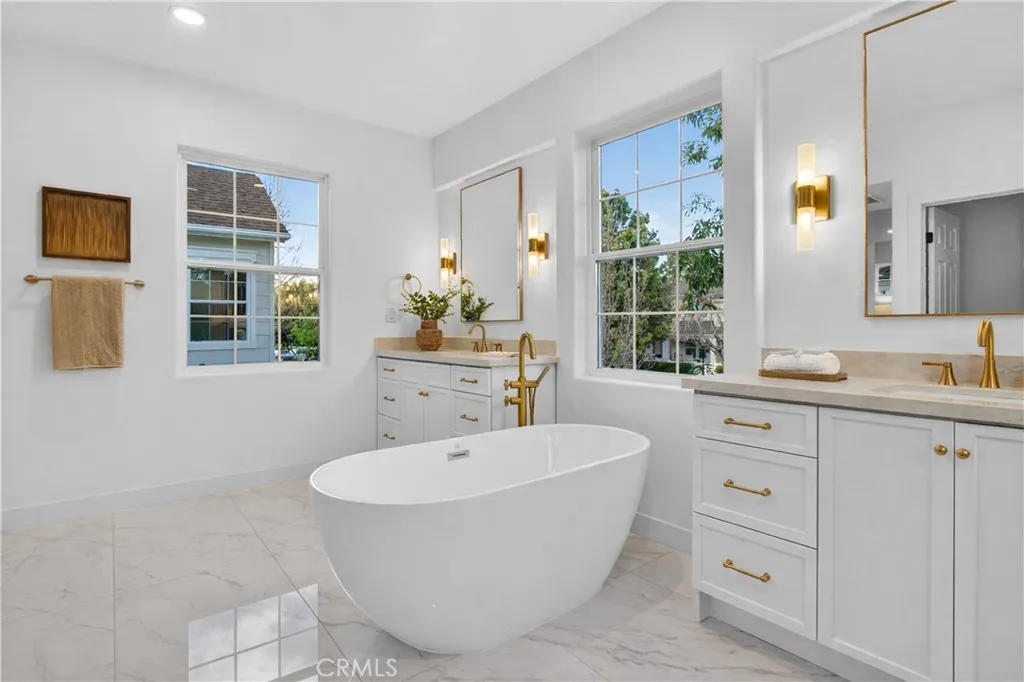 81 Zinnia Street, Ladera Ranch, California 92694 home-pic-24
