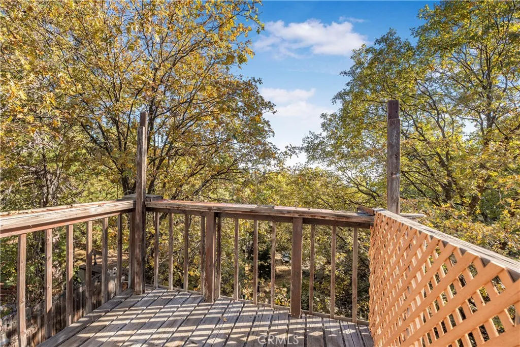 31739 Panorama Drive, Running Springs, California 92382 home-pic-12