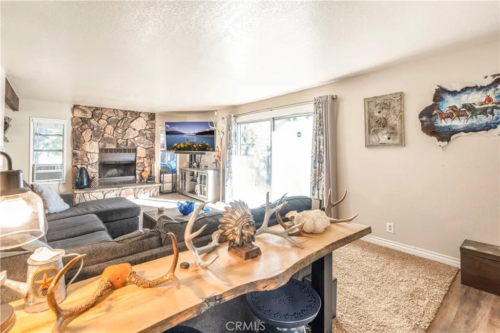 31739 Panorama Drive, Running Springs, California 92382 home-pic-5