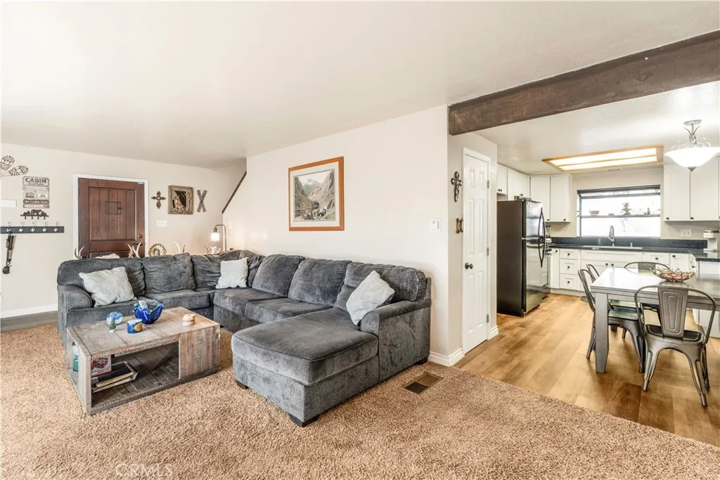 31739 Panorama Drive, Running Springs, California 92382 home-pic-3