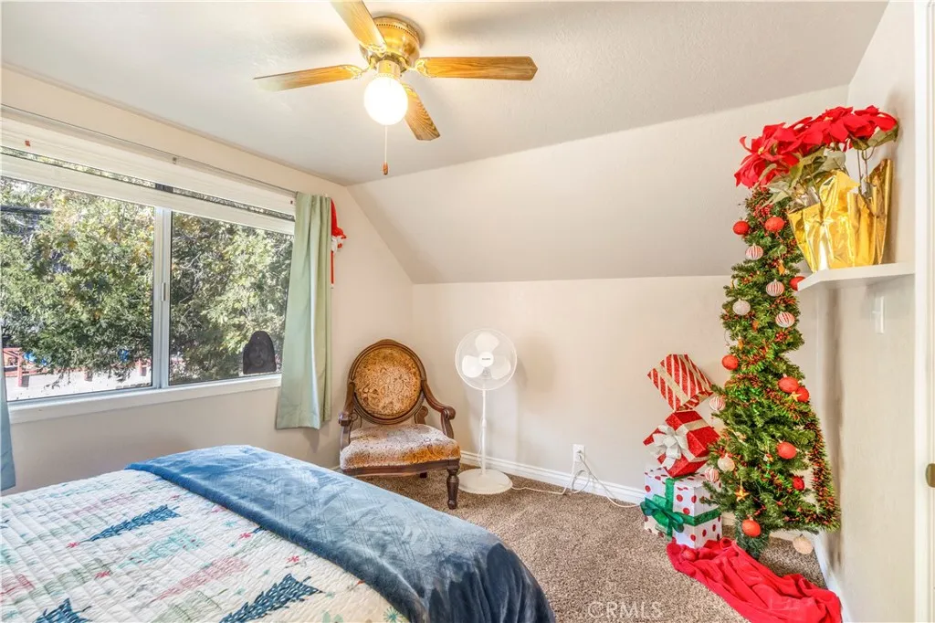 31739 Panorama Drive, Running Springs, California 92382 home-pic-8