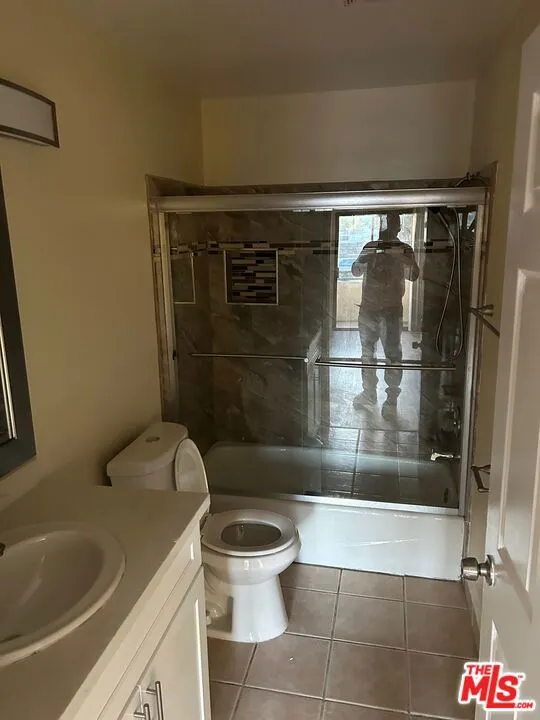 10901 Laurel Canyon Boulevard 101, San Fernando, California 91340 home-pic-14