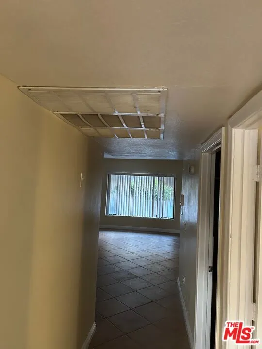 10901 Laurel Canyon Boulevard 101, San Fernando, California 91340 home-pic-19