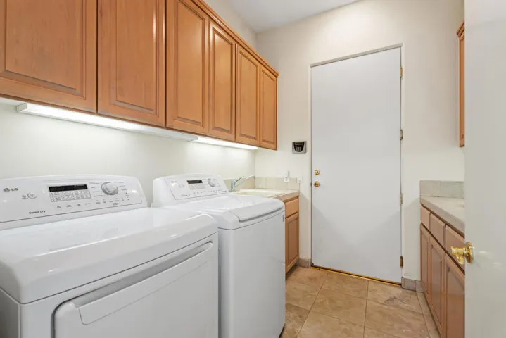 18_11924997_184086_184086-EI-118