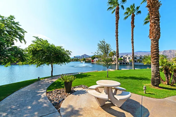 42_11917728_lake-la-quinta-10jpg_5027222