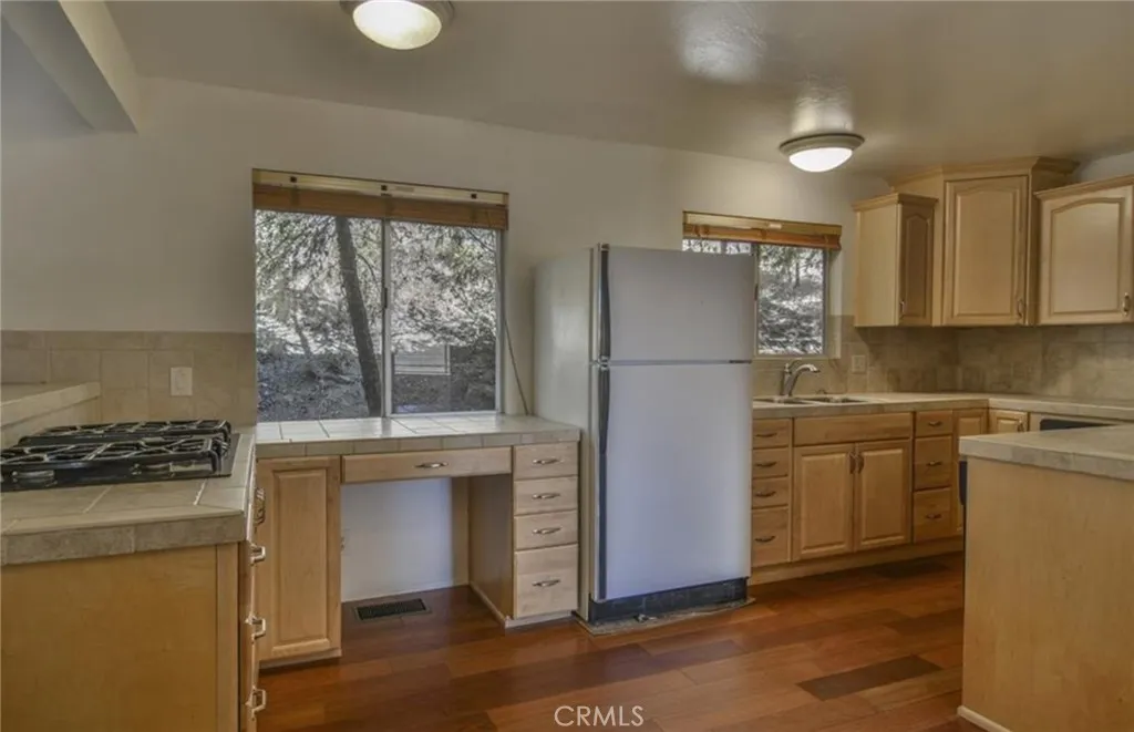 27300 Bernina, Lake Arrowhead, California 92352 home-pic-6