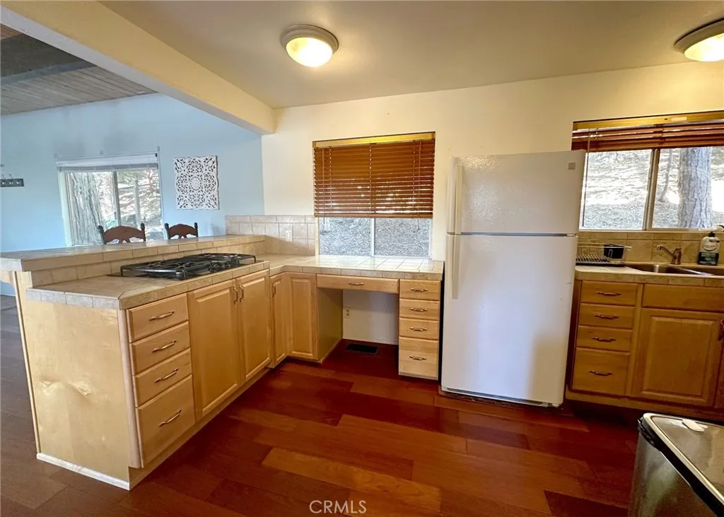 27300 Bernina, Lake Arrowhead, California 92352 home-pic-4