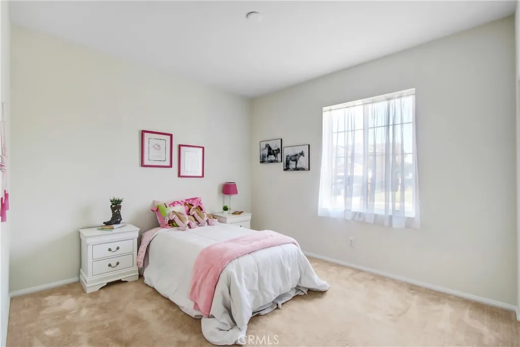 33919 Galleron Street, Temecula, California 92592 home-pic-10