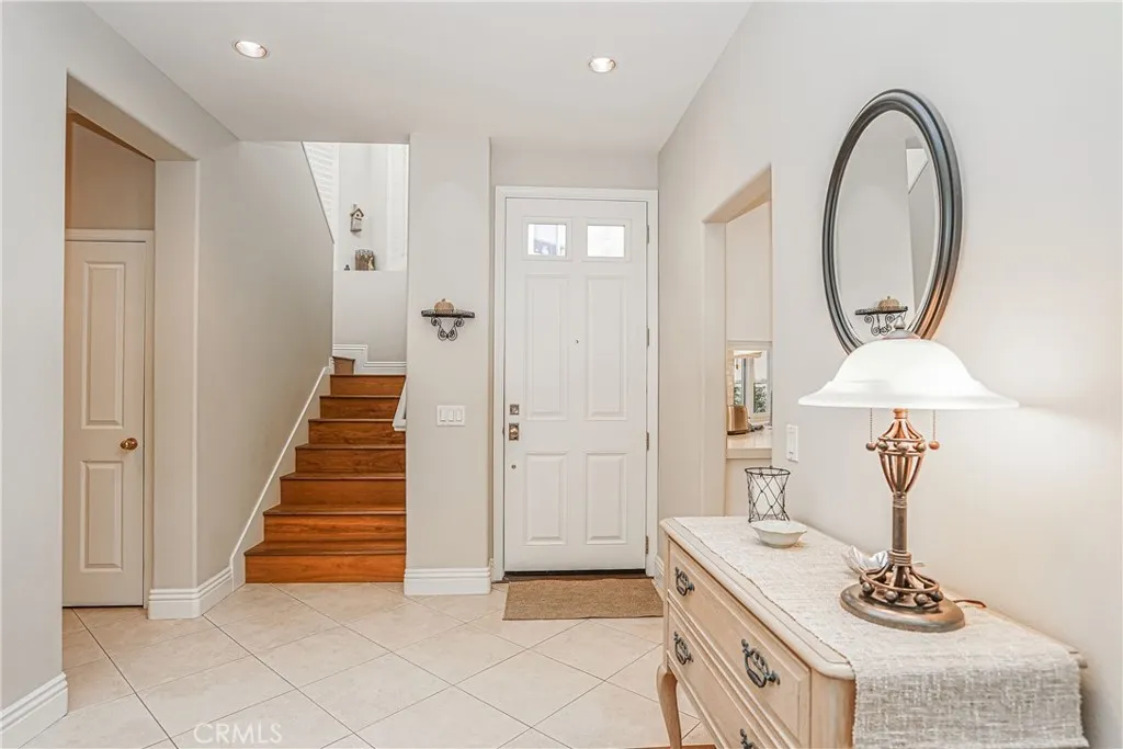 12095 Morrow Drive, Tustin, California 92782 home-pic-6