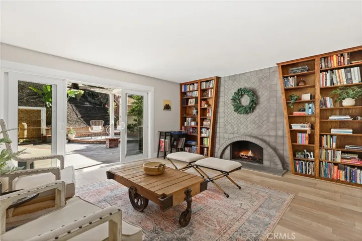 23962 Warsaw, Mission Viejo, California 92691