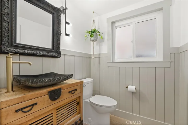 23962 Warsaw, Mission Viejo, California 92691
