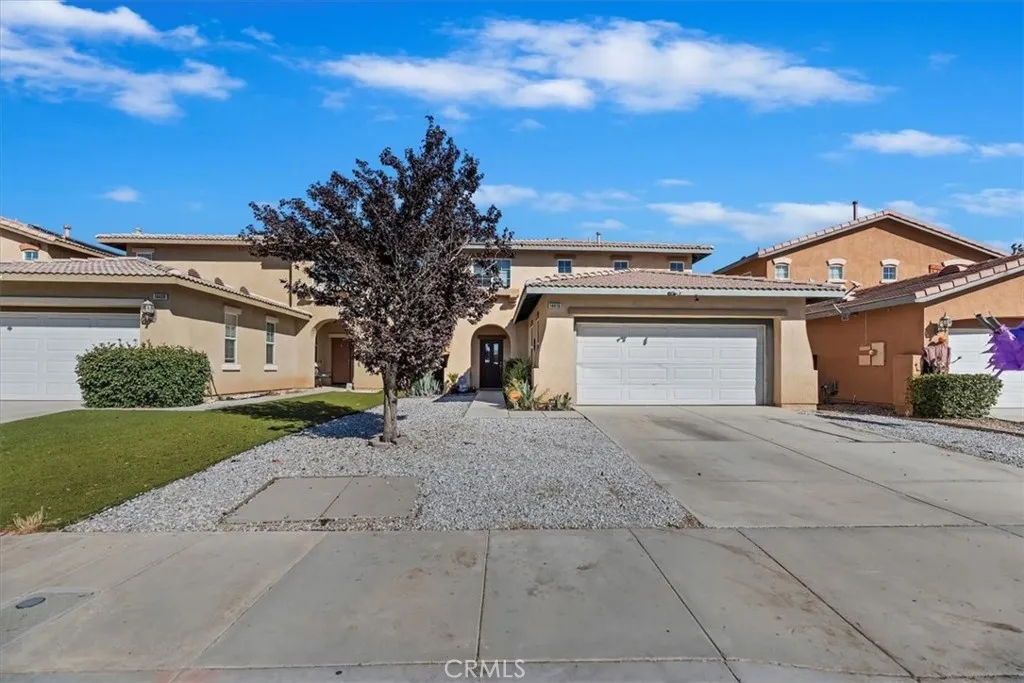 14416 Honeyhill, Victorville, California 92394 home-pic-2