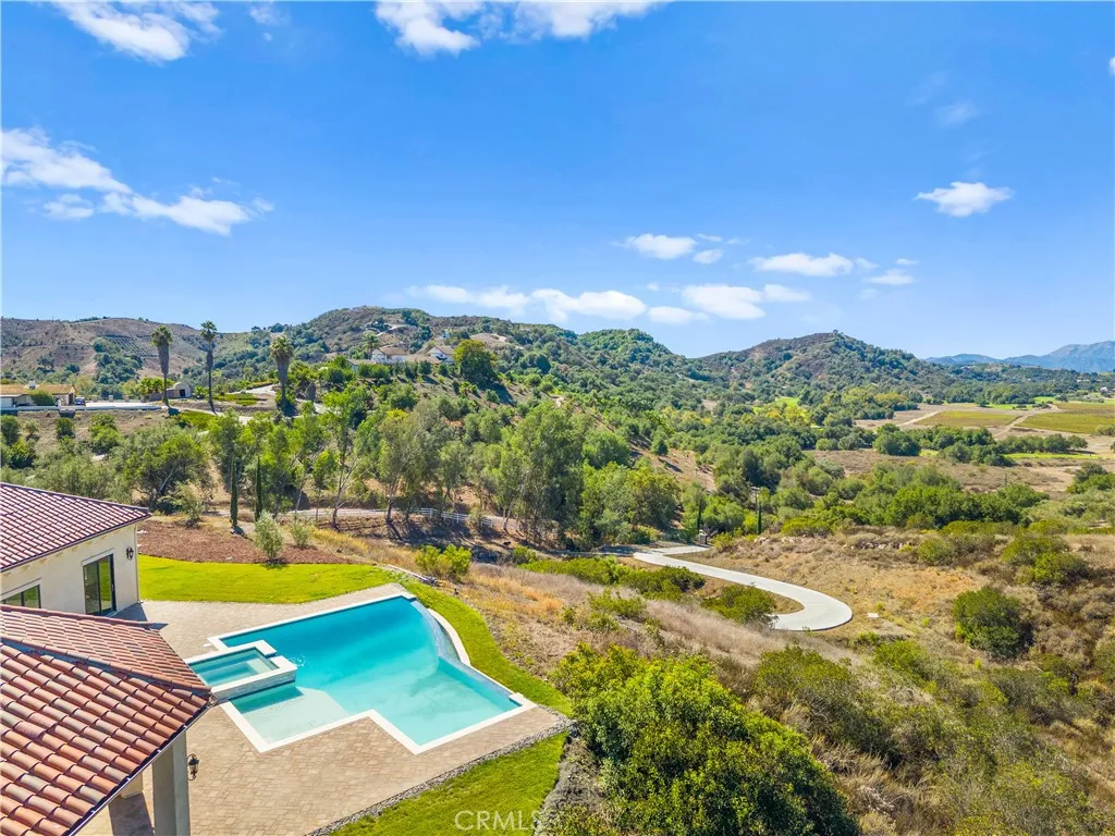 25700 El Chaval Place, Temecula, California 92590 home-pic-63
