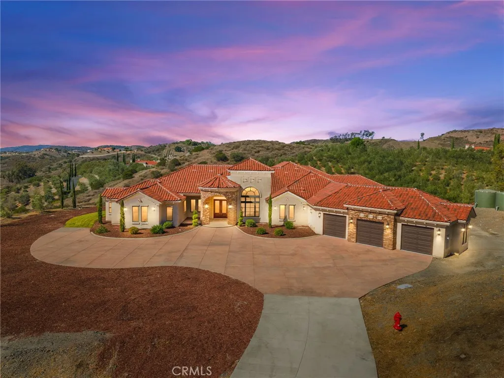 25700 El Chaval Place, Temecula, California 92590 home-pic-0