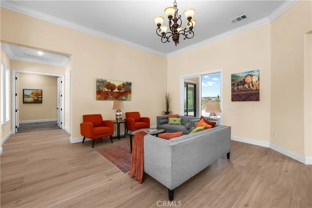 25700 El Chaval Place, Temecula, California 92590 home-pic-15