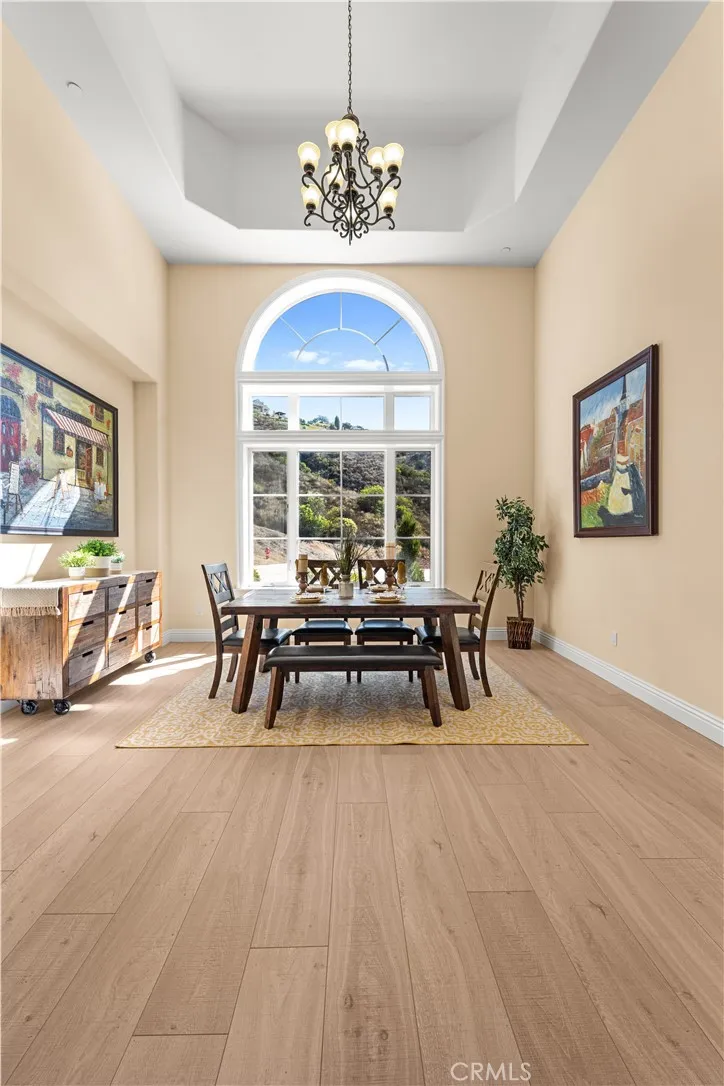 25700 El Chaval Place, Temecula, California 92590 home-pic-17
