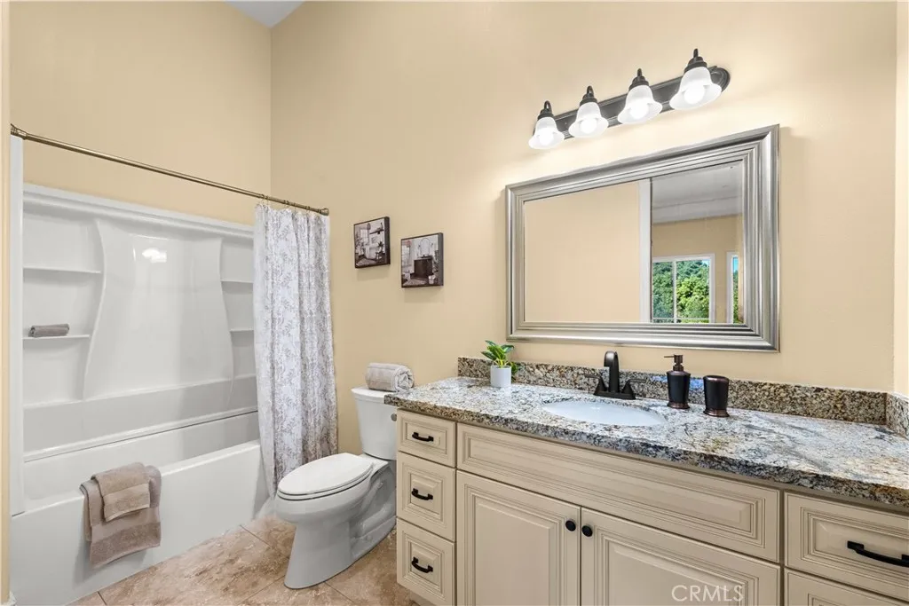 25700 El Chaval Place, Temecula, California 92590 home-pic-31
