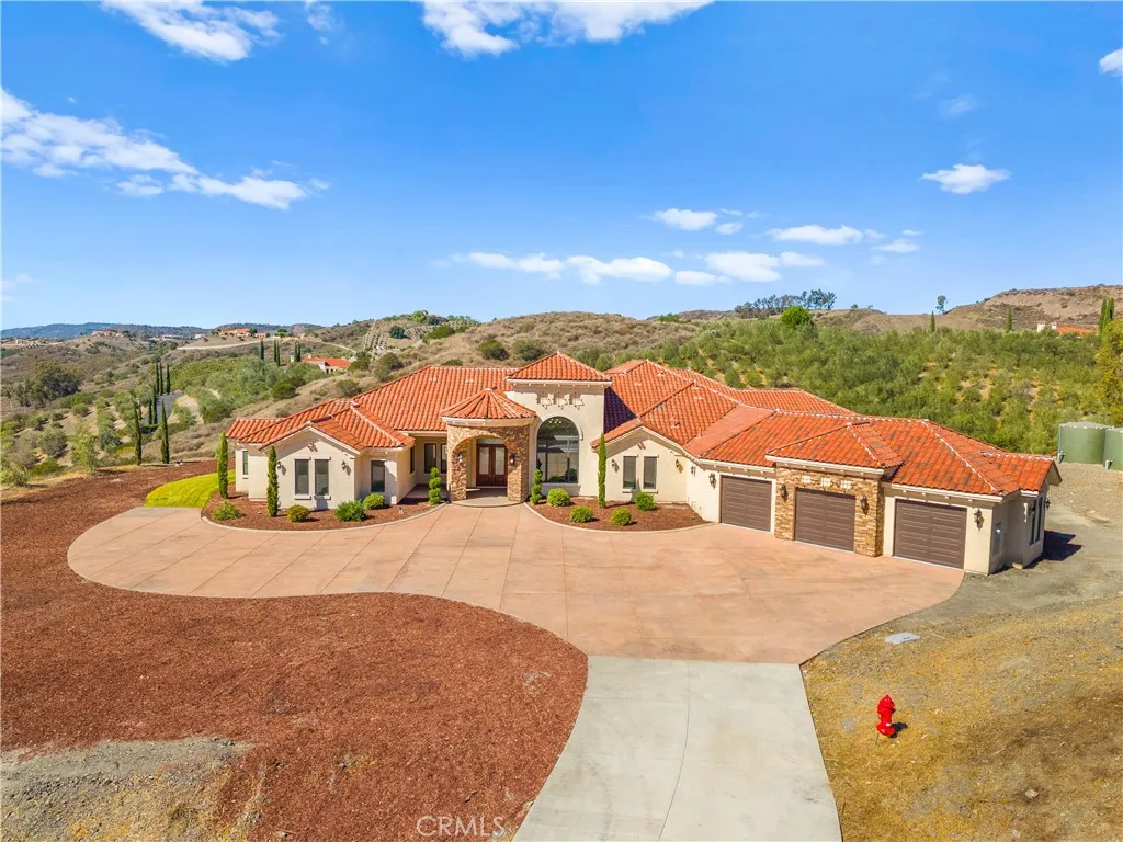 25700 El Chaval Place, Temecula, California 92590 home-pic-65