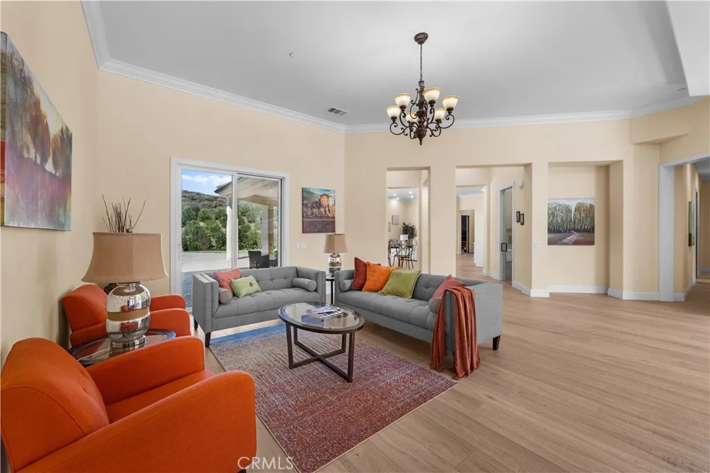 25700 El Chaval Place, Temecula, California 92590 home-pic-16