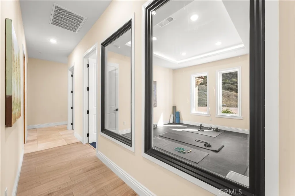25700 El Chaval Place, Temecula, California 92590 home-pic-35