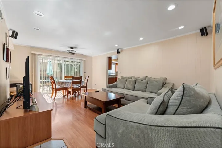 15410 Runnymede, Van Nuys, California 91406