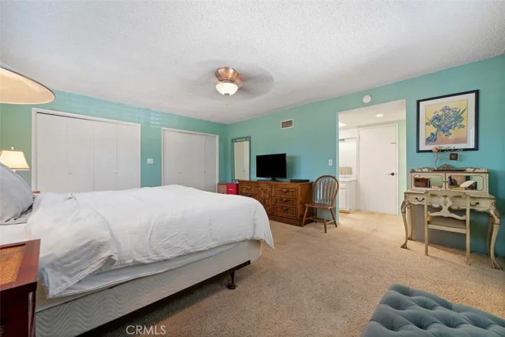 15410 Runnymede, Van Nuys, California 91406