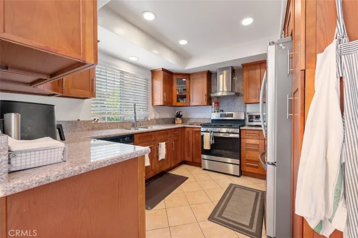 15410 Runnymede, Van Nuys, California 91406