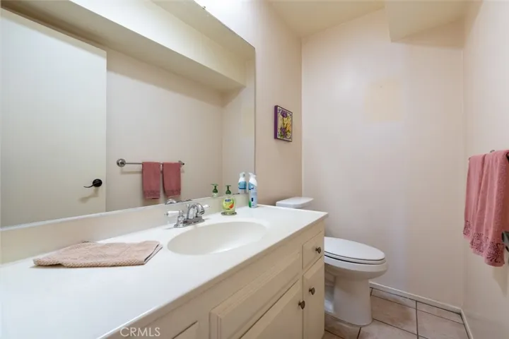 15410 Runnymede, Van Nuys, California 91406