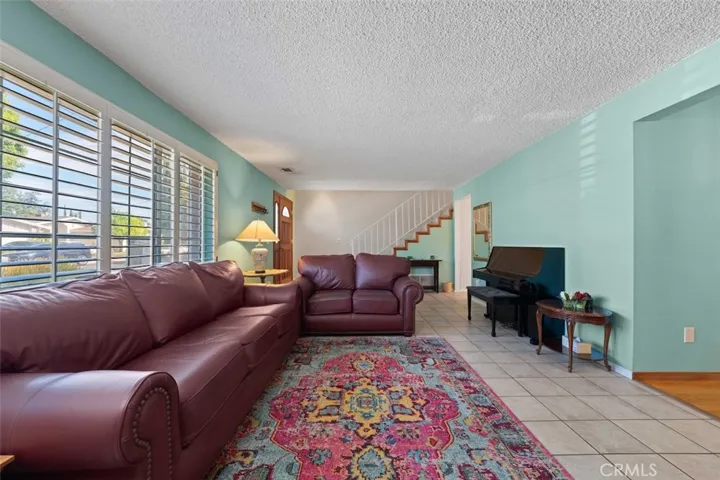 15410 Runnymede, Van Nuys, California 91406