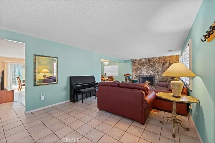 15410 Runnymede, Van Nuys, California 91406