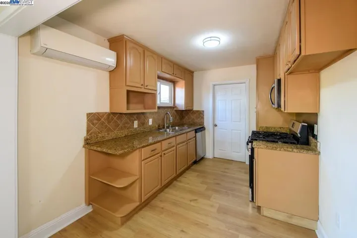 23 E Madill St, Antioch, California 94509