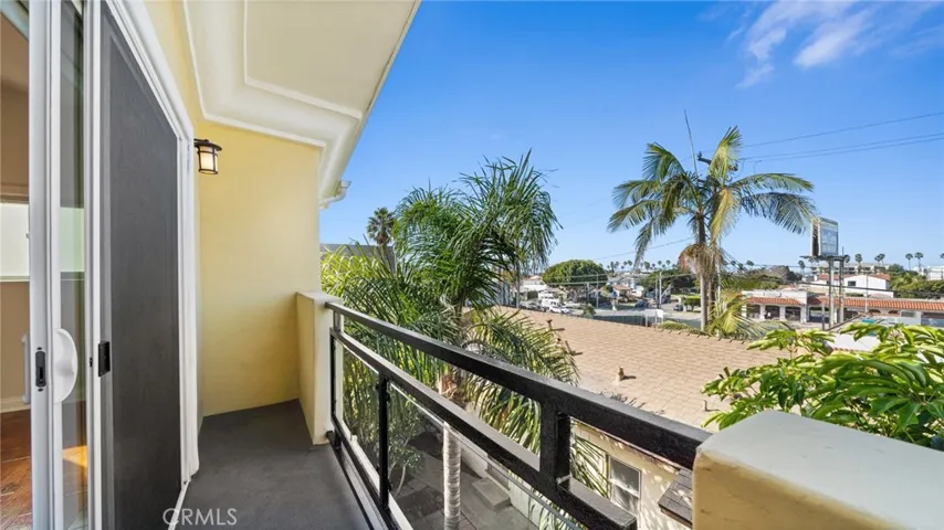 521 Avenue C B, Redondo Beach, California 90277