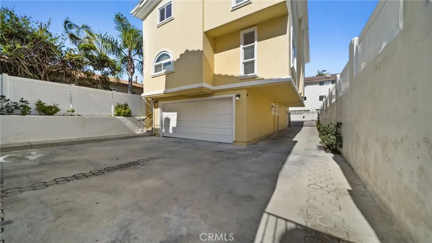 521 Avenue C B, Redondo Beach, California 90277