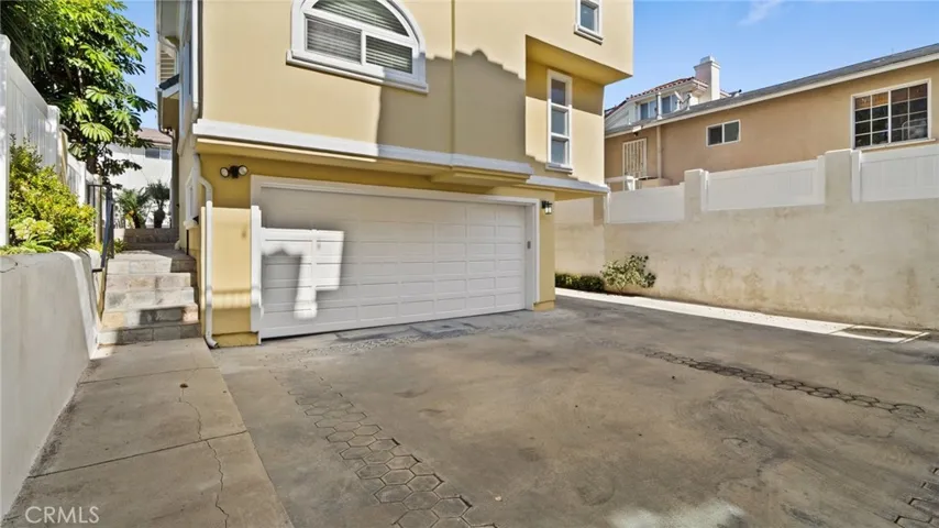 521 Avenue C B, Redondo Beach, California 90277