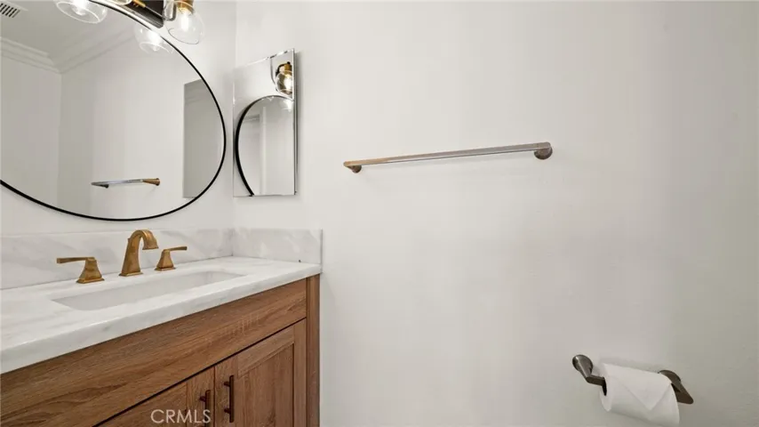 521 Avenue C B, Redondo Beach, California 90277