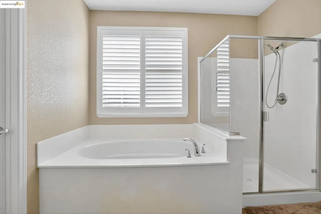 605 Mystic Ct, Discovery Bay, California 94505 home-pic-22