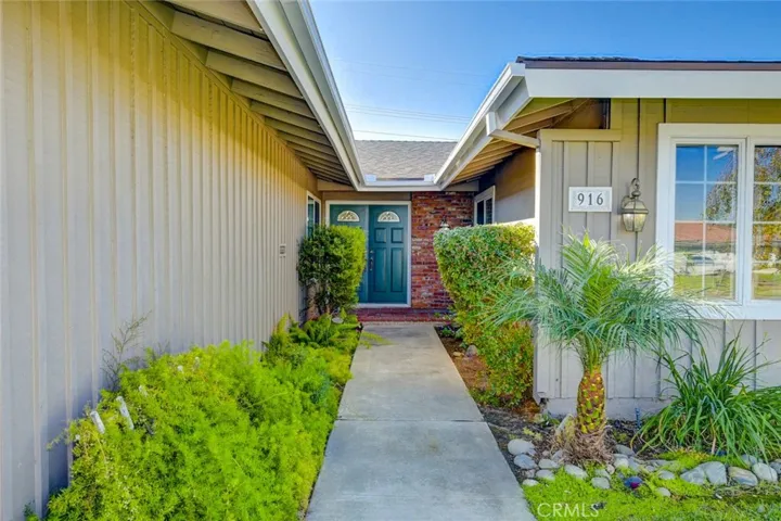 916 Boxwood, Fullerton, California 92835