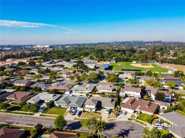 916 Boxwood, Fullerton, California 92835