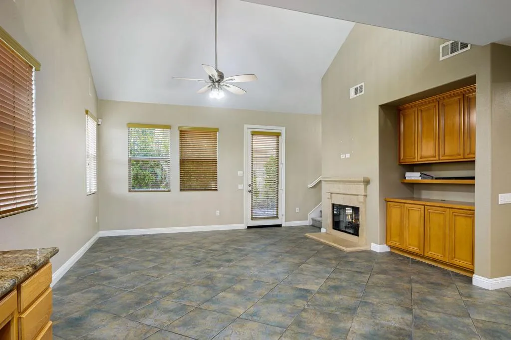 80510 Denton Drive, Indio, California 92203 home-pic-26