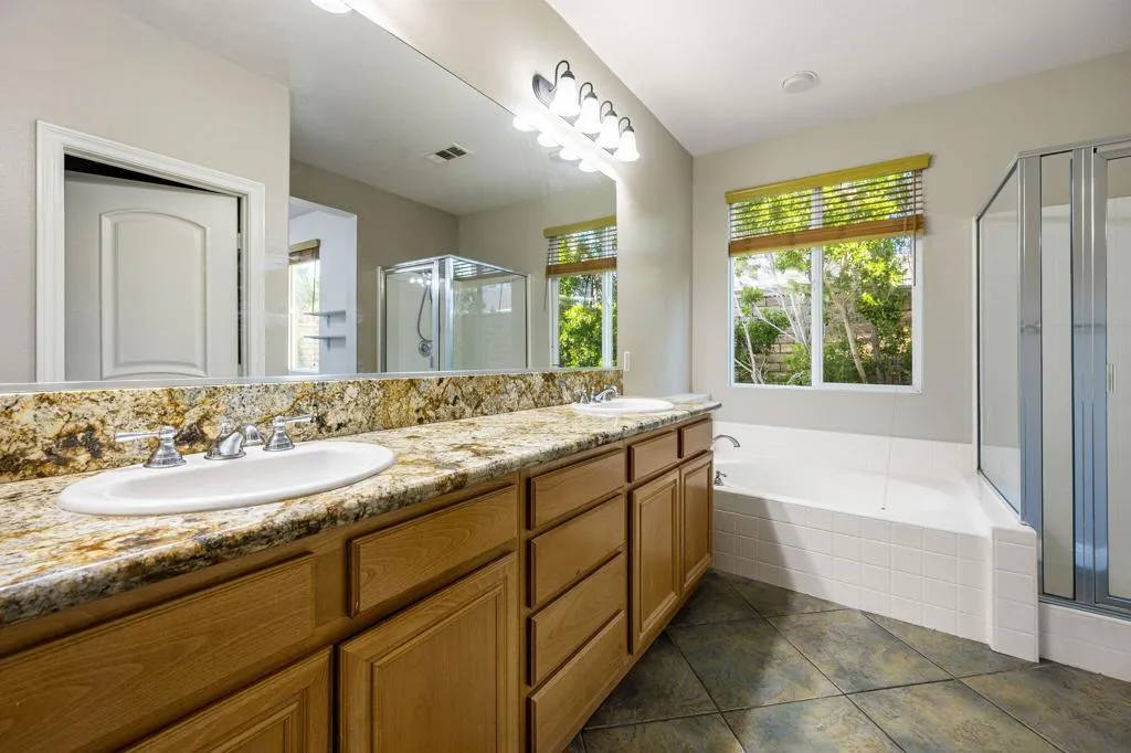 80510 Denton Drive, Indio, California 92203 home-pic-40