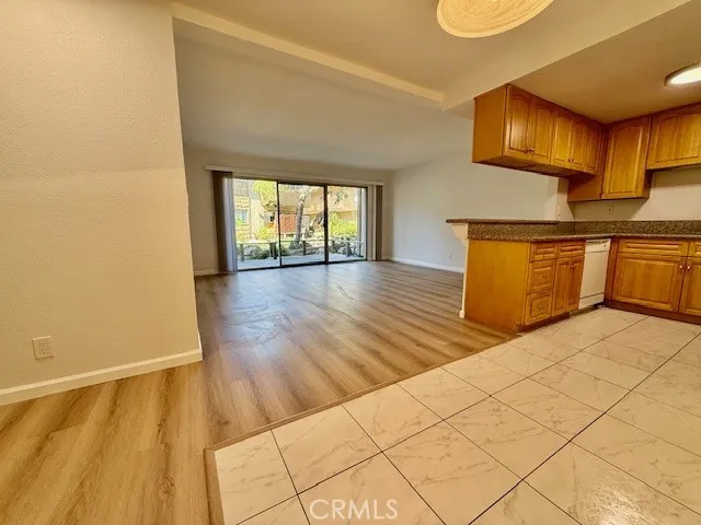 3050 S Bristol 2c, Santa Ana, California 92704 home-pic-11
