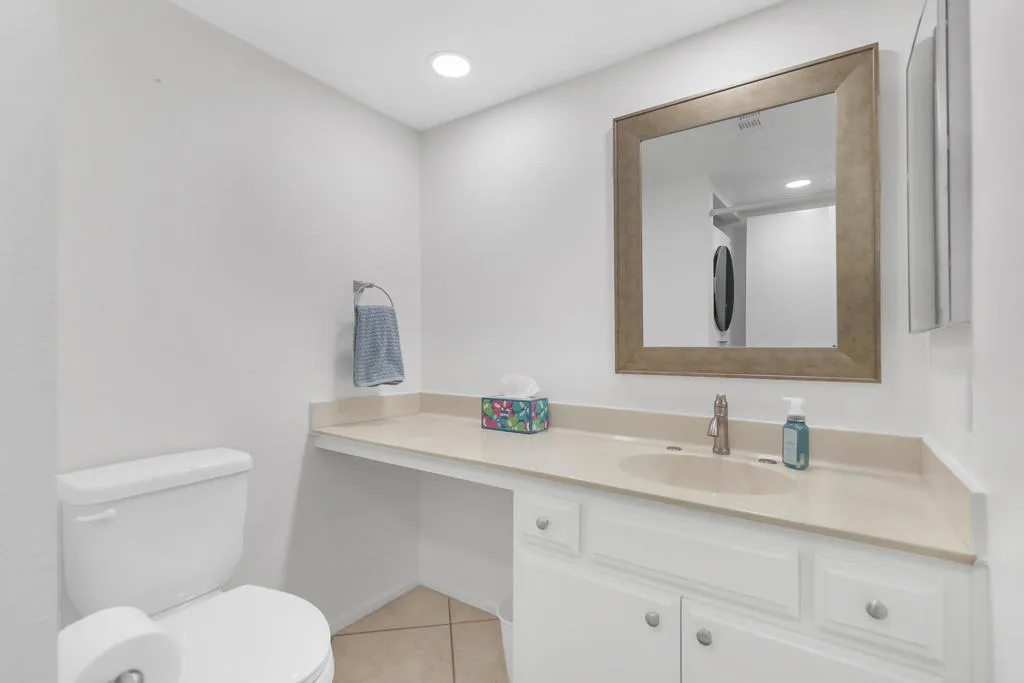 72964 Ken Rosewall Lane, Palm Desert, California 92260 home-pic-11