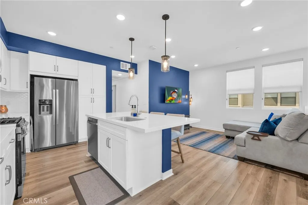 11042 Luminate Drive, Rancho Cucamonga, California 91730 home-pic-4