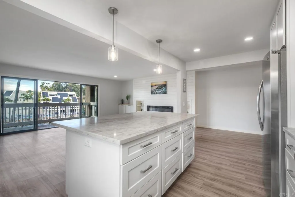 4705 Marina 10, Carlsbad, California 92008 home-pic-8